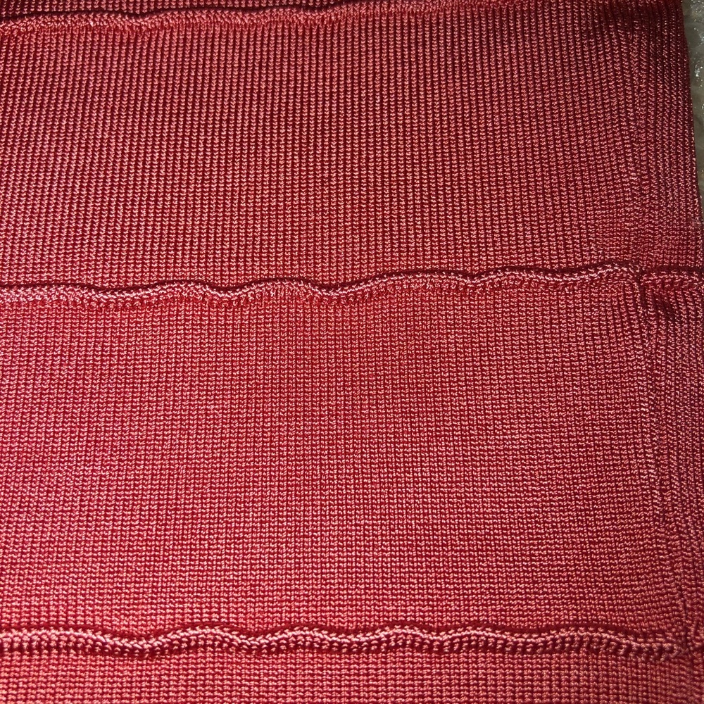 Compressional skirt - Picture 3 of 3